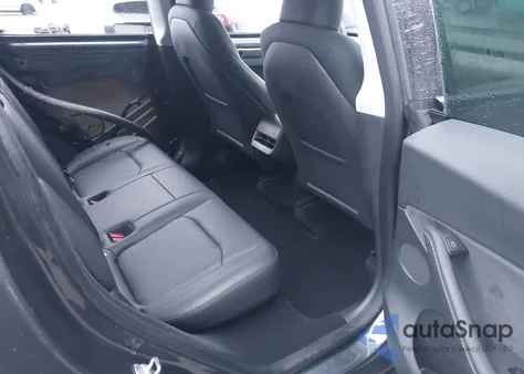 2024 Tesla Model Y Long Range Dual Motor All-Wheel Drive from USA, damaged, VIN 7SAYGDEE0RF195108